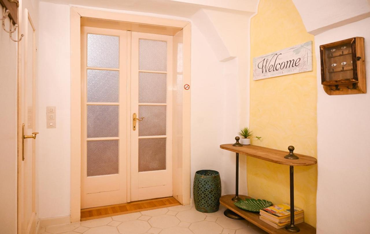 Breathtaking Suite Mozart Viena Exterior foto